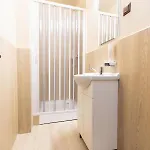 Casa De Piatra Bistro Pensión 3*