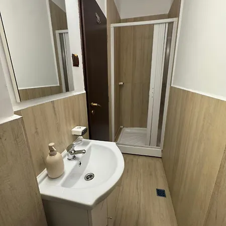 Casa De Piatra Bistro Guest house Cluj-Napoca