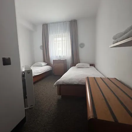 Casa De Piatra Bistro Pensión 3*