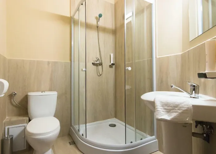 Casa De Piatra Bistro Pensión